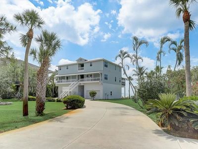 2424 BAY DRIVE #2424/2426