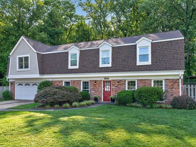 8000 Woodcroft Ct