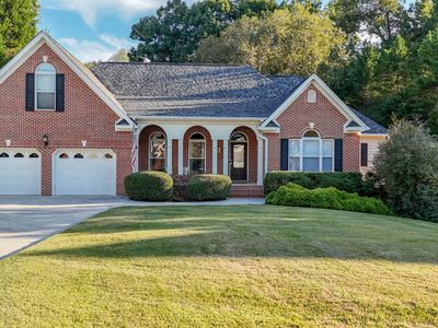 826 Brooke Stone Dr