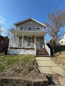 26 Parsonage St