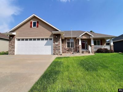 2432 Heritage Ln