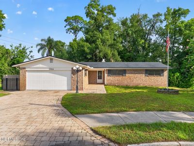 1504 HAMMONDWOOD Road N