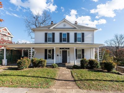 476 Walnut Ave