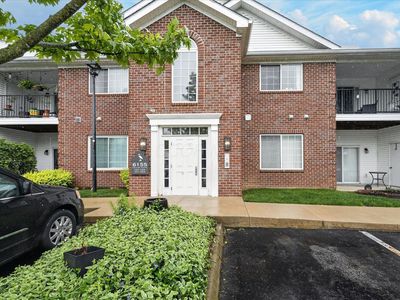 6155 Pelican Pointe Unit 104