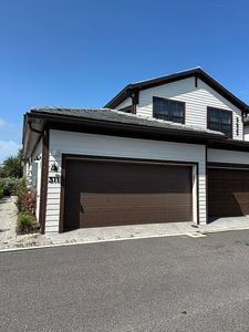 5623 N Honore Ave #311