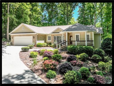 209 Berwick Ct