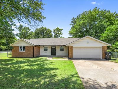 Property at 485 S Maple St, Oologah, OK