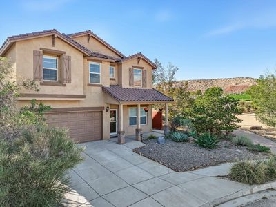 435 Paseo Roja Pl NE