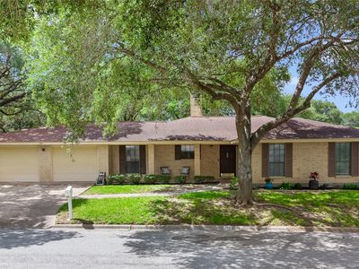 113 Suffolk Ln