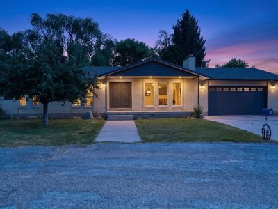 15 N Williams Cir E