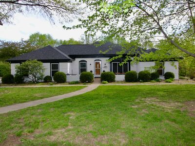 609 N Swords Ave