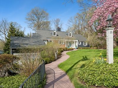 18 Devon Rd