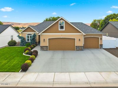 5904 Crestfields Rd