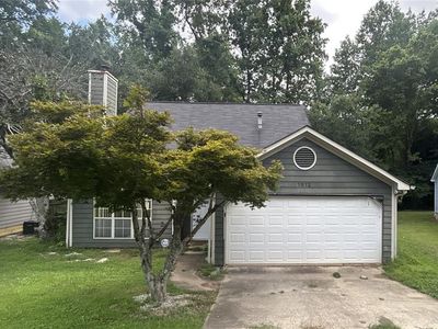 1812 Killarney Dr SW