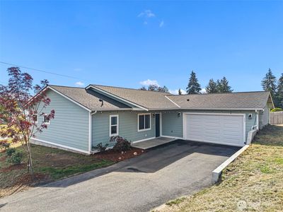 11 E Wickersham Lane