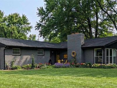 3400 W Fleetwood Dr