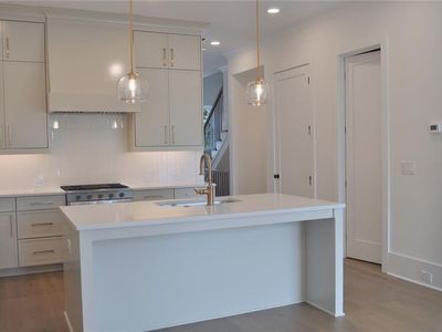 249 White St NW