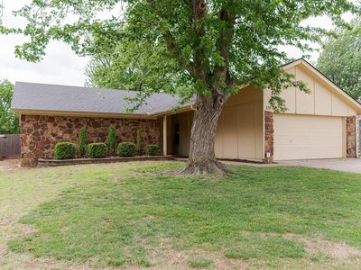 320 Elwood Dr