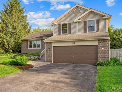 579 Crimson Dr