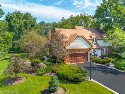400 Bramble Ln