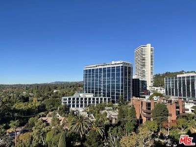 999 N Doheny Dr APT 1001