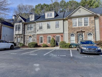 1216 Harris Commons Pl