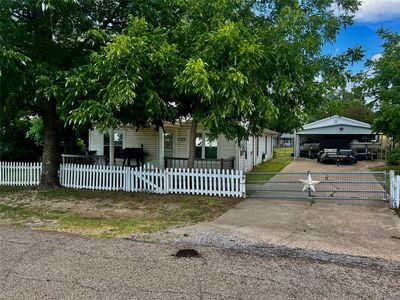 169 Glenn St
