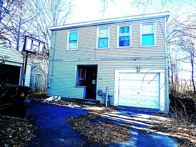 Property at 35 Thames Street, New London, CT