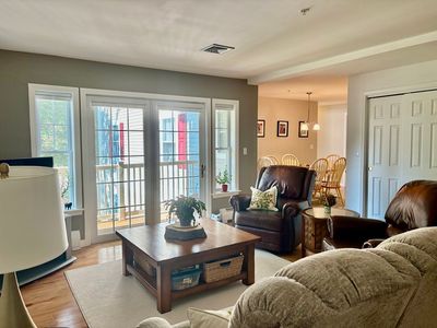 34 Meeting House Ln APT 209