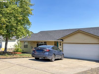 185 SE Lebleu Ln