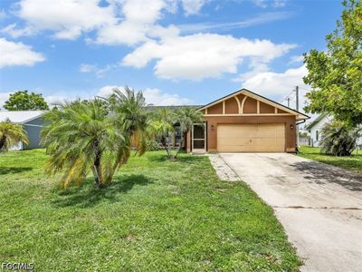 209 NE 9th Ct