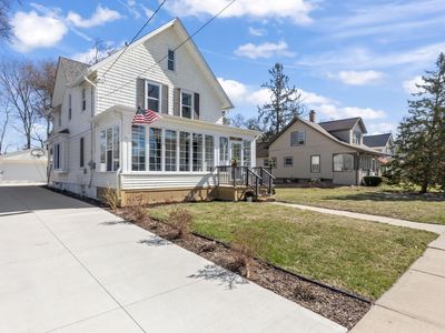 452 West South STREET