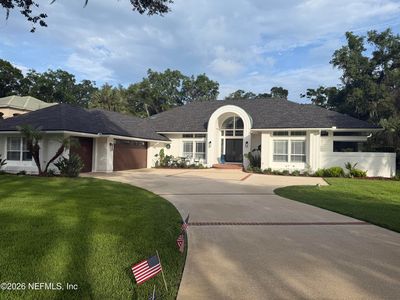 109 LINKSIDE Circle