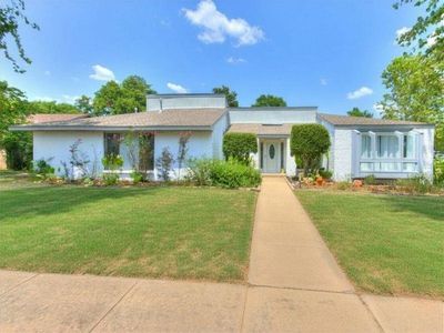 4001 Bluestem Cir