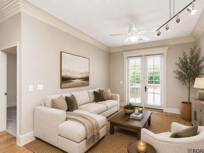 7707 Bluebonnet Blvd APT 205