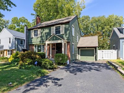 374 Loveman Ave