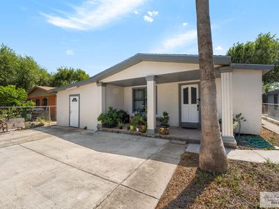 2394 San Bernardo St