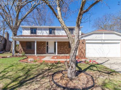 845 Longfellow Dr