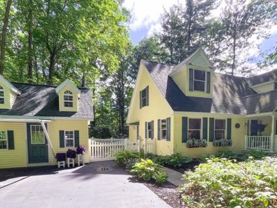 5158 N Pine Grove Dr