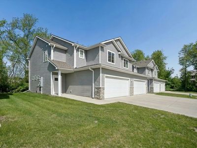 260 Amberwood Dr