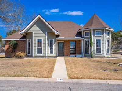 1444 Gloucester Point