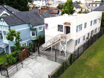 2051 23rd Ave