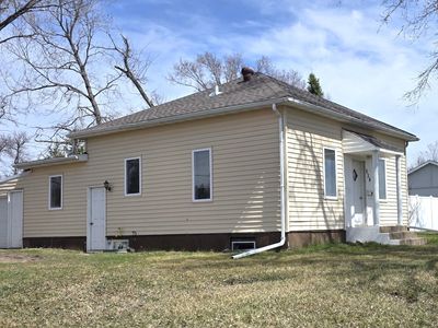 Property at 834 2nd St NW, Valley City, ND