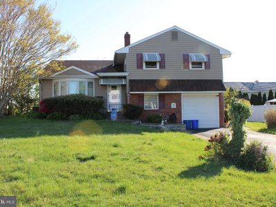 Property at 2203 Clover Dr, Broomall, PA