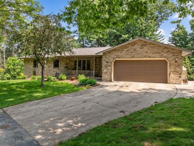 340 OAK TREE COURT