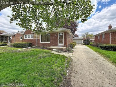 8842 Merriman Rd