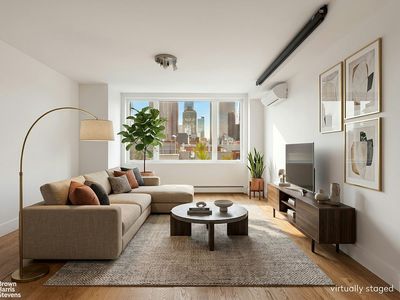 424 W 49th St APT 6B