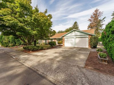 2041 SE Beaver Creek Ln