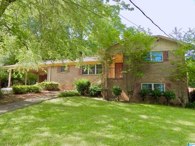 1832 Jacobs Ln