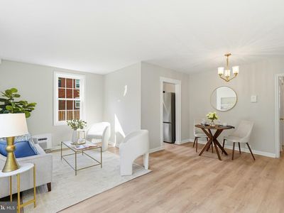 220 N Thomas St APT 1